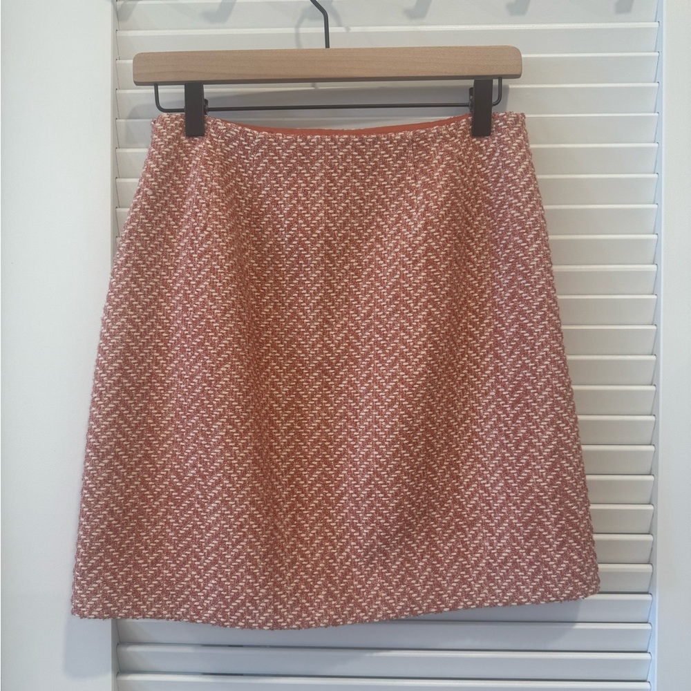 LOFT Petite Coral & White Skirt